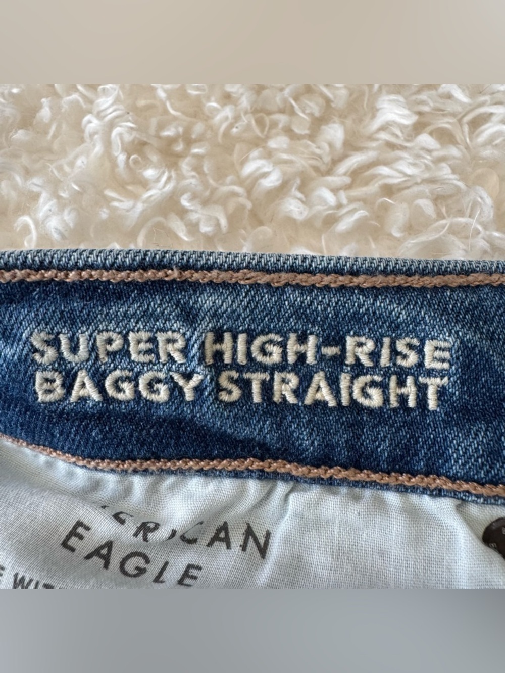 American Eagle Super High Rise Baggy Straight Leg Cargo Jeans Stretch Sz 12 NEW - Picture 9 of 11